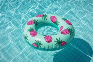 מים צלולים בכל עונה - איך לבחור משאבת מים מומלצת לבריכה